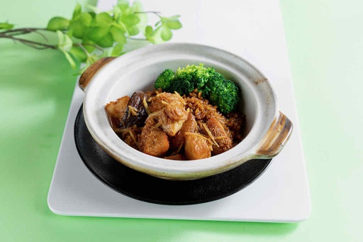 Claypot Rice 砂锅饭